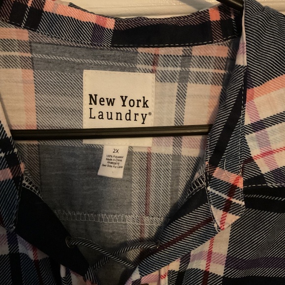 NWT New York Laundry Sleeveless Plaid Shirt - Picture 2 of 5